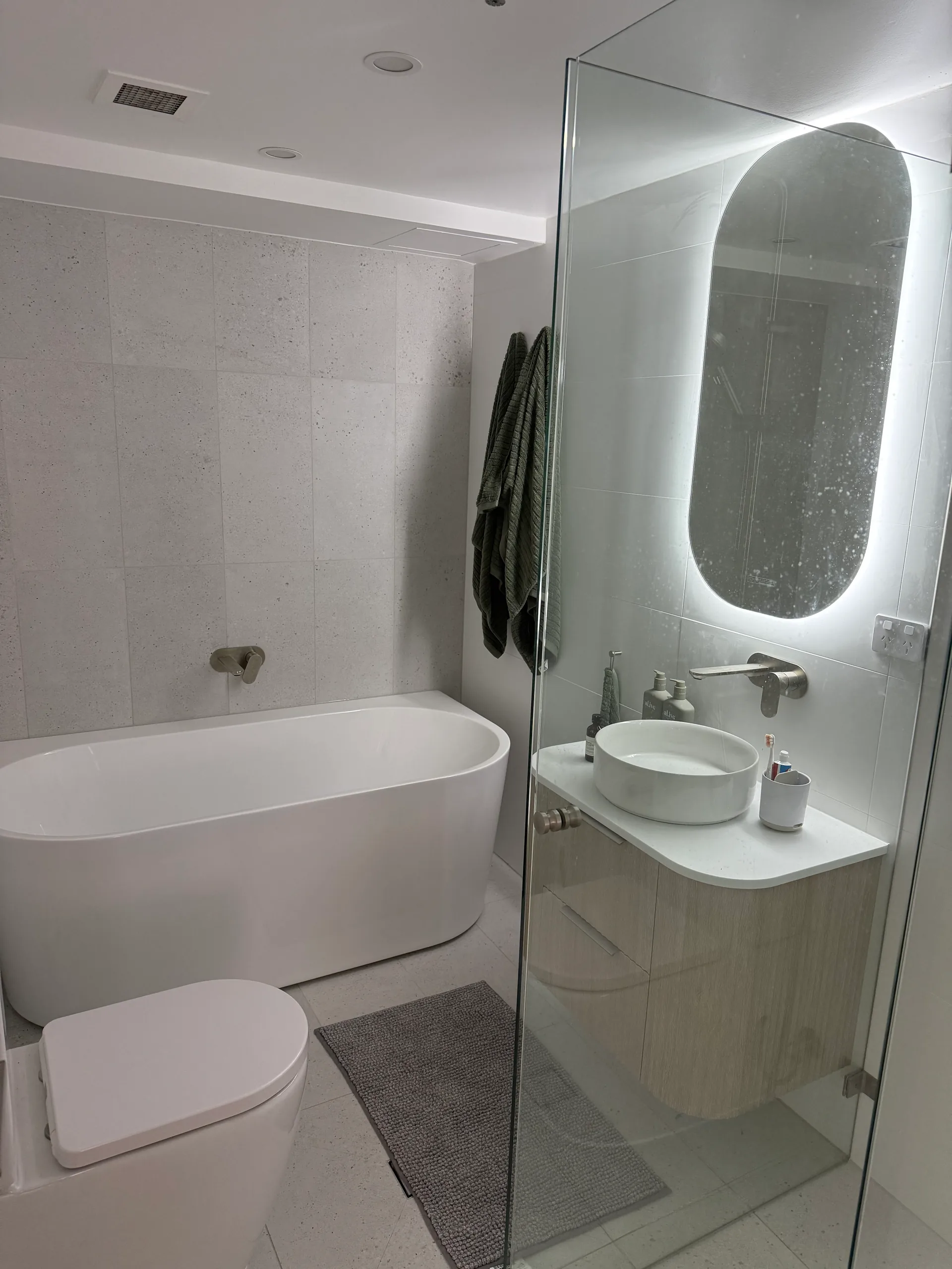 Apartment bathroom with premium fixtures