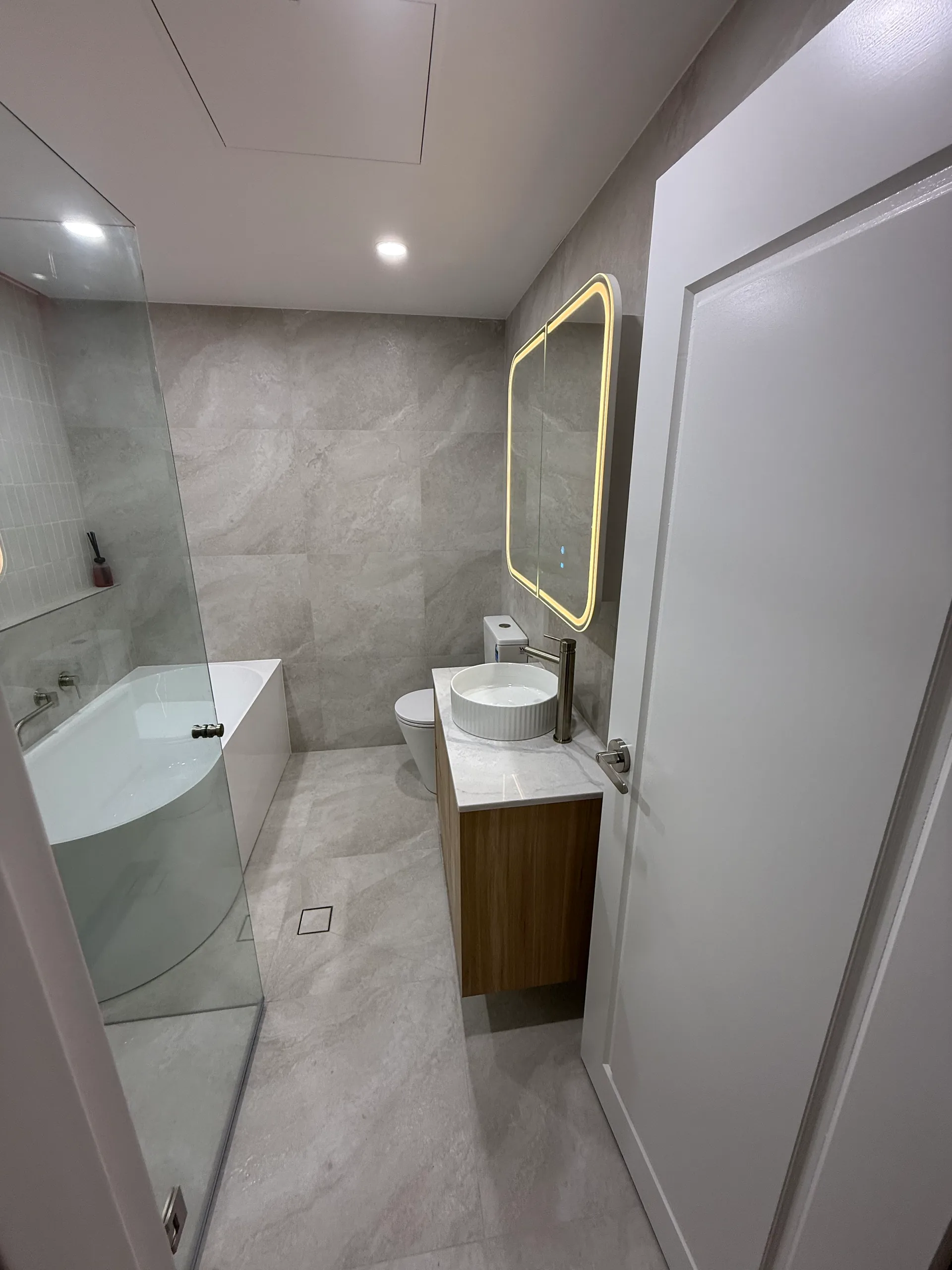 Bathroom vanity with modern mirror