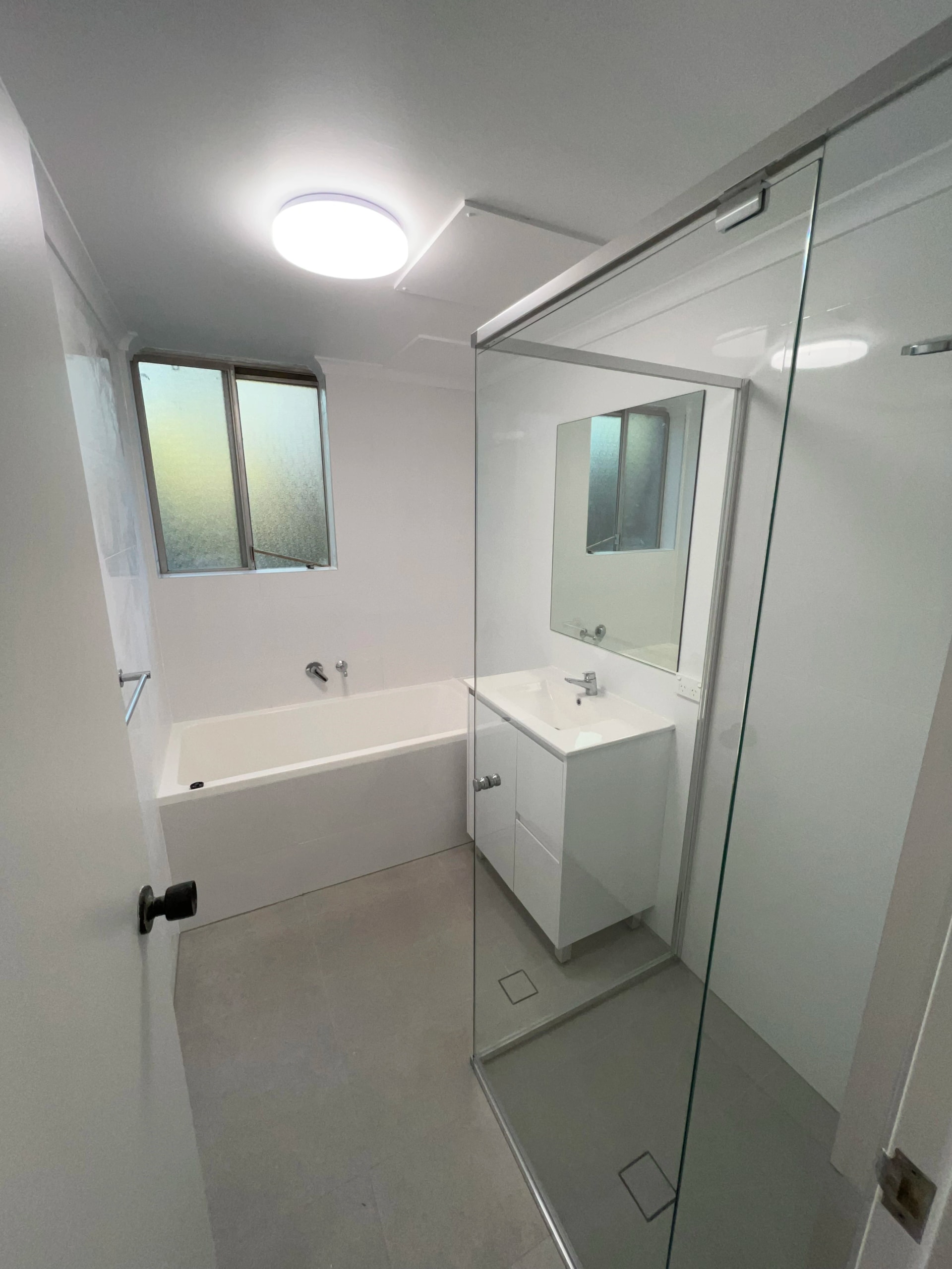 Main bathroom